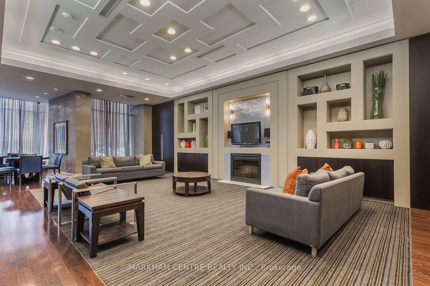 5793 Yonge Street, #216
