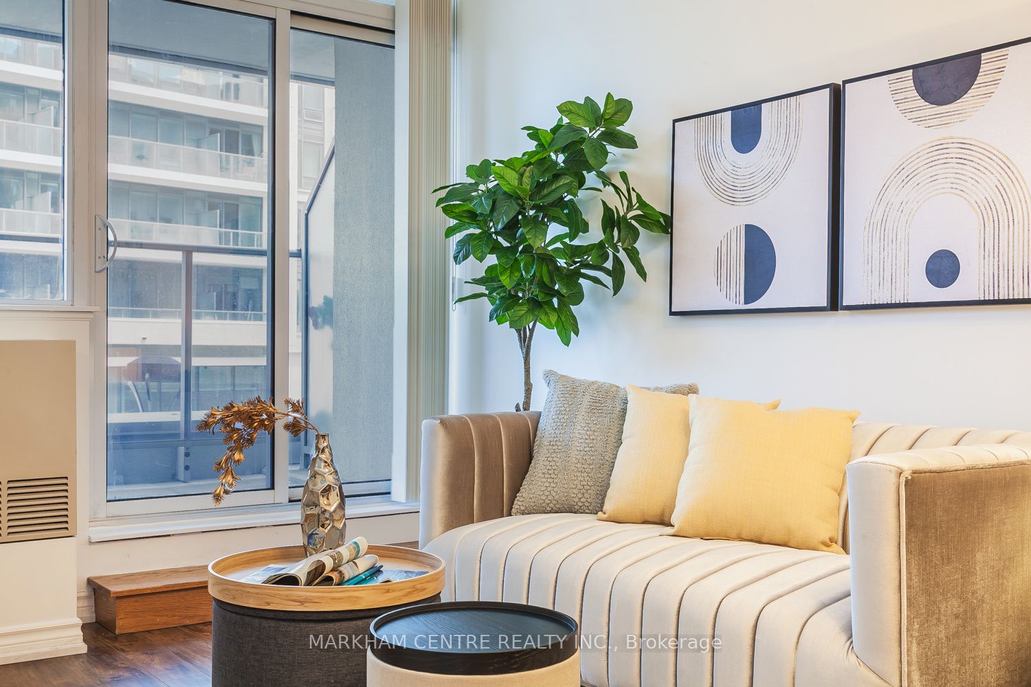 5793 Yonge Street, #216