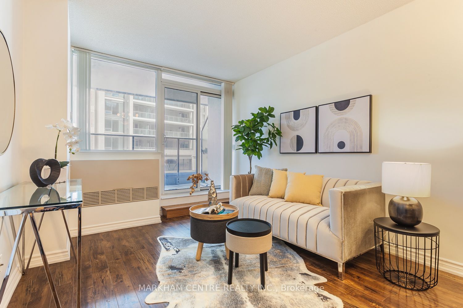 5793 Yonge Street, #216