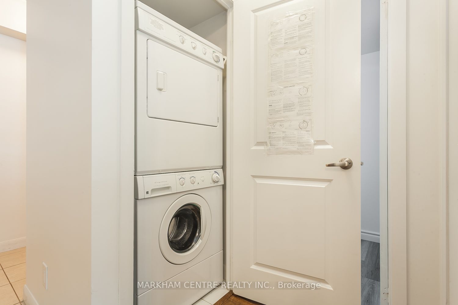 5793 Yonge Street, #216