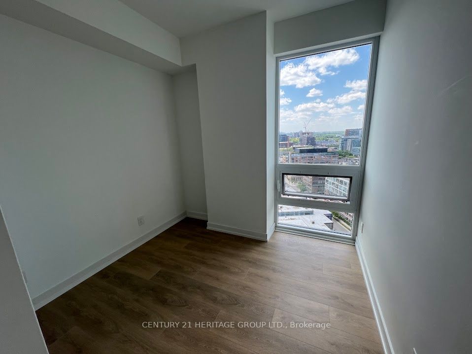 135 East Liberty St, #1905