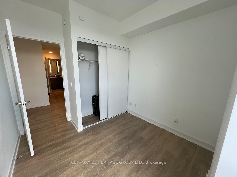 135 East Liberty St, #1905