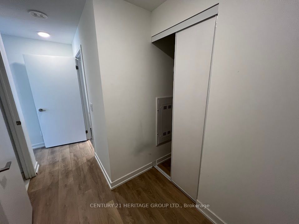 135 East Liberty St, #1905