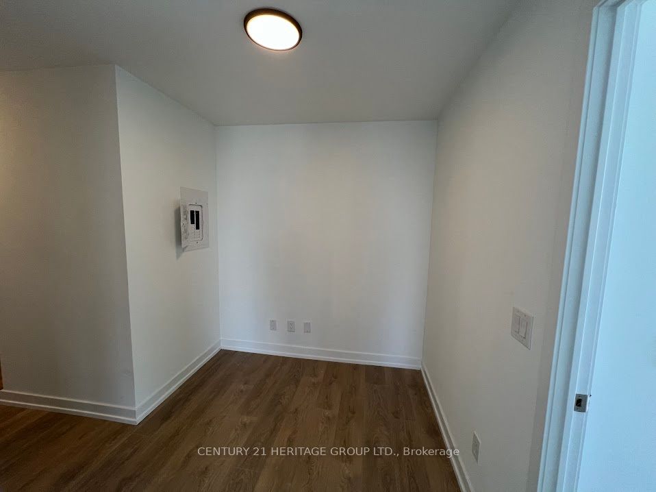 135 East Liberty St, #1905