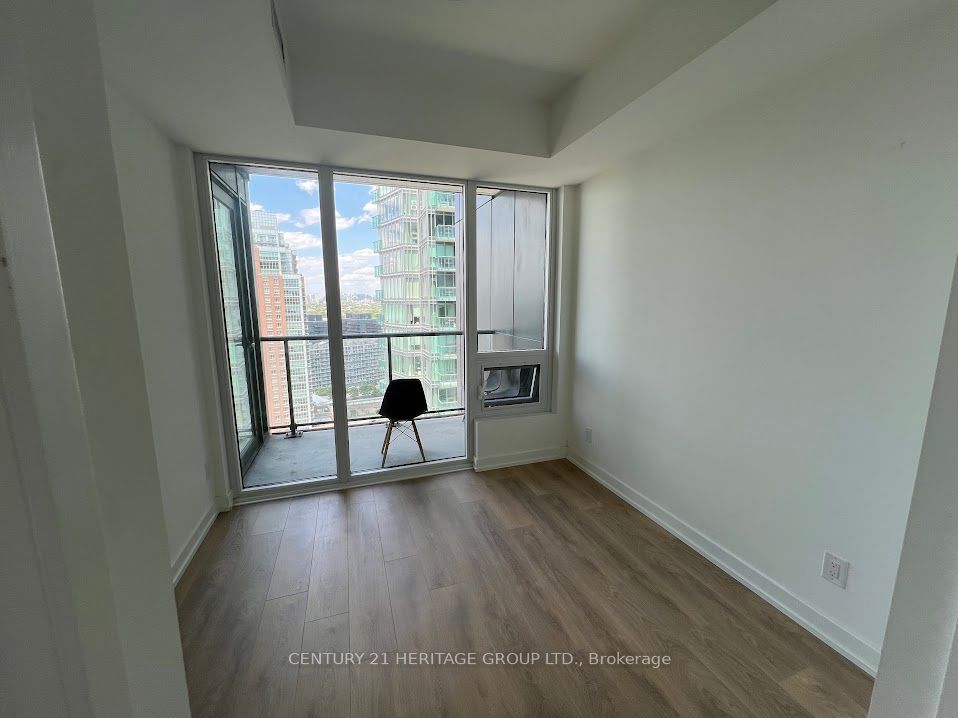 135 East Liberty St, #1905