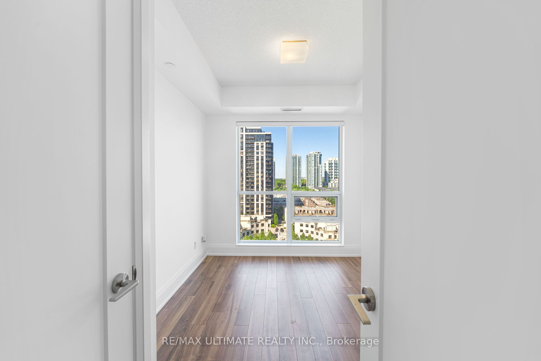 120 Harrison Garden Blvd, #1133