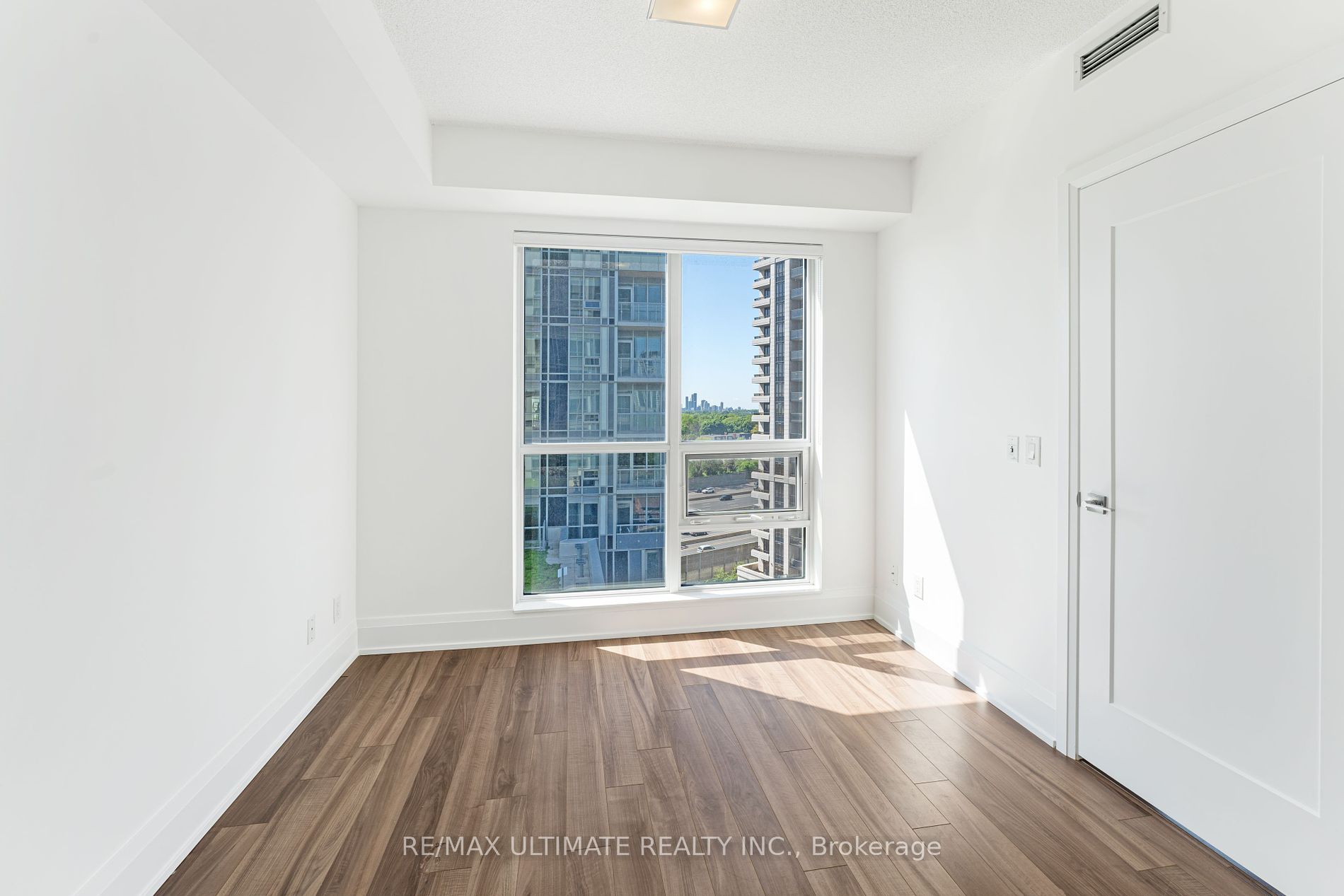 120 Harrison Garden Blvd, #1133