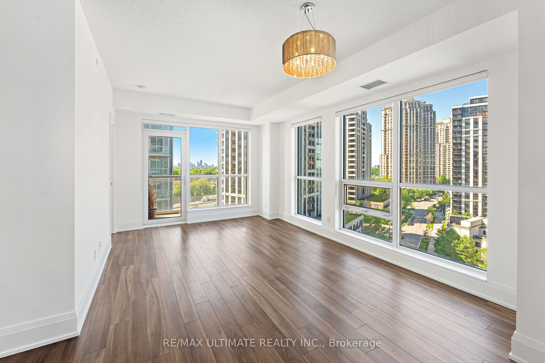 120 Harrison Garden Blvd, #1133