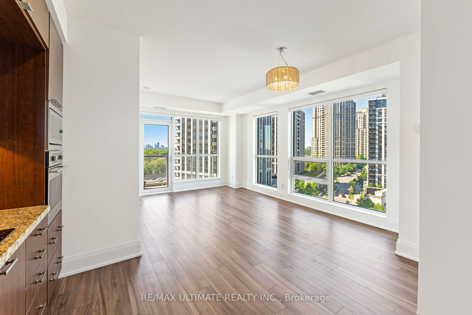 120 Harrison Garden Blvd, #1133