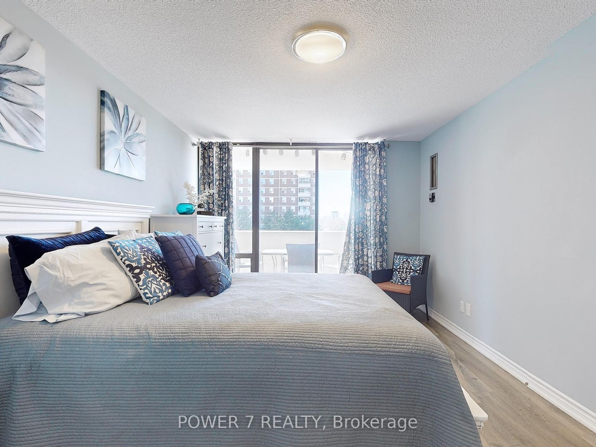 10 Tangreen Court, #407