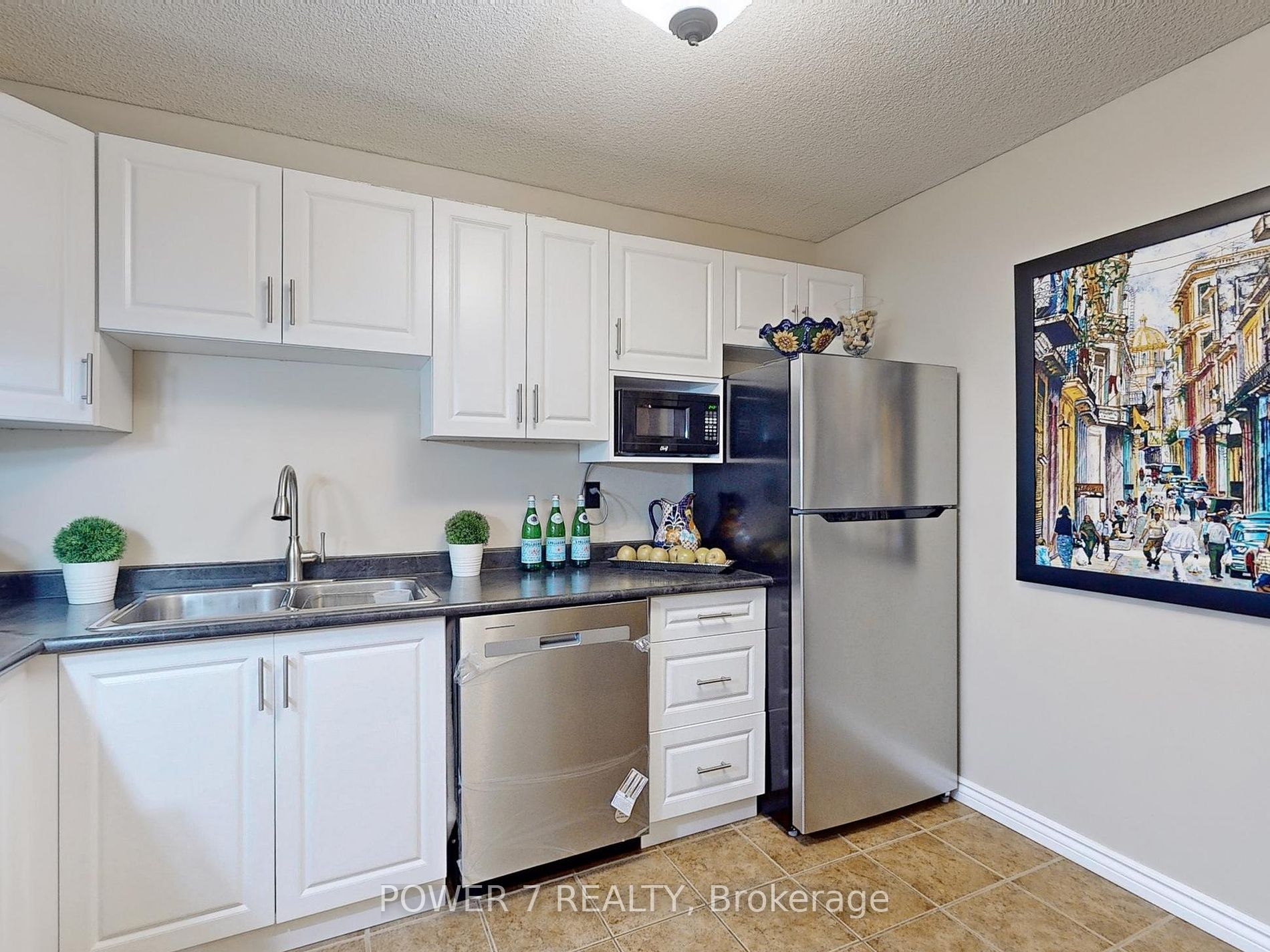 10 Tangreen Court, #407