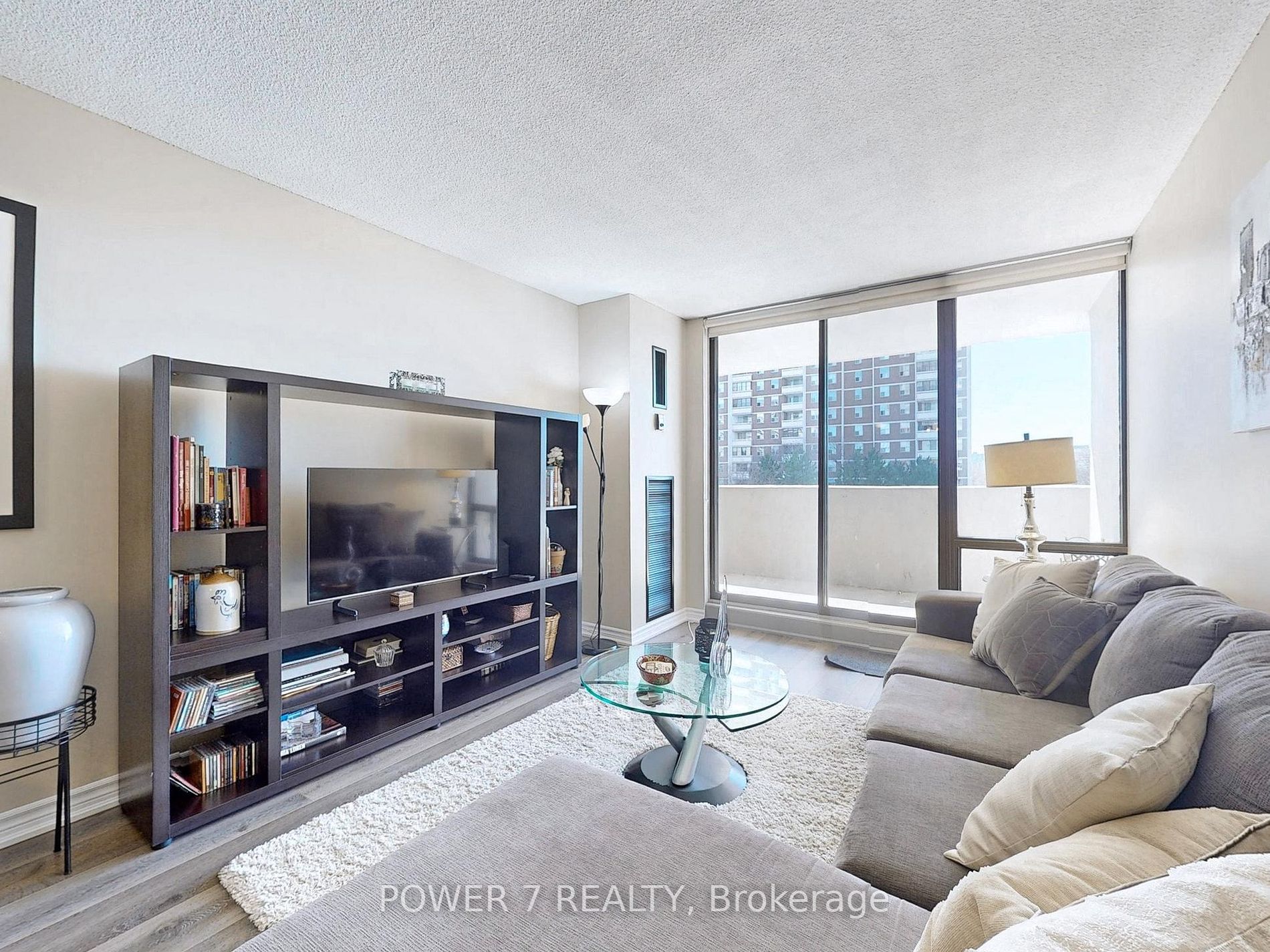 10 Tangreen Court, #407