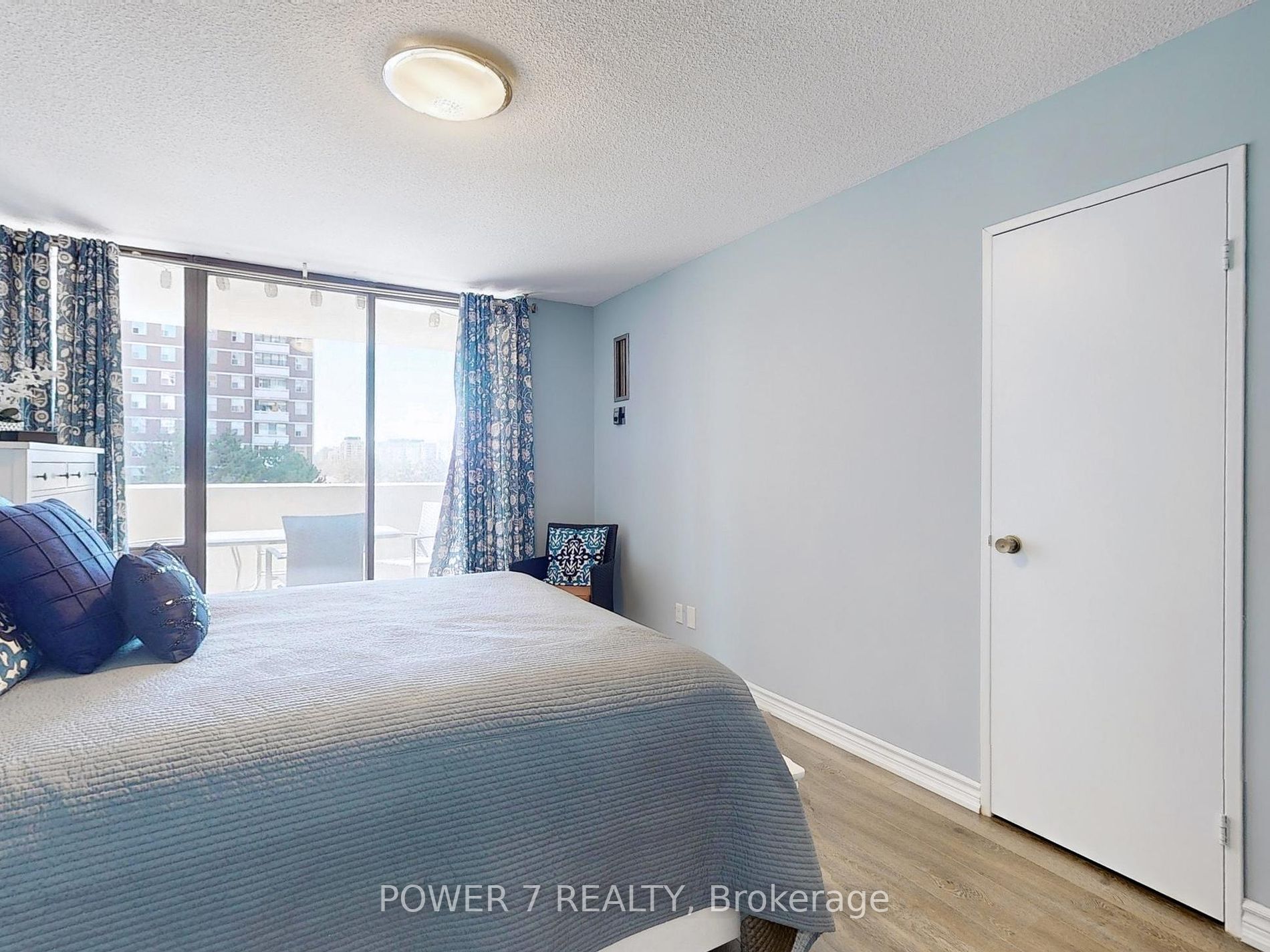 10 Tangreen Court, #407