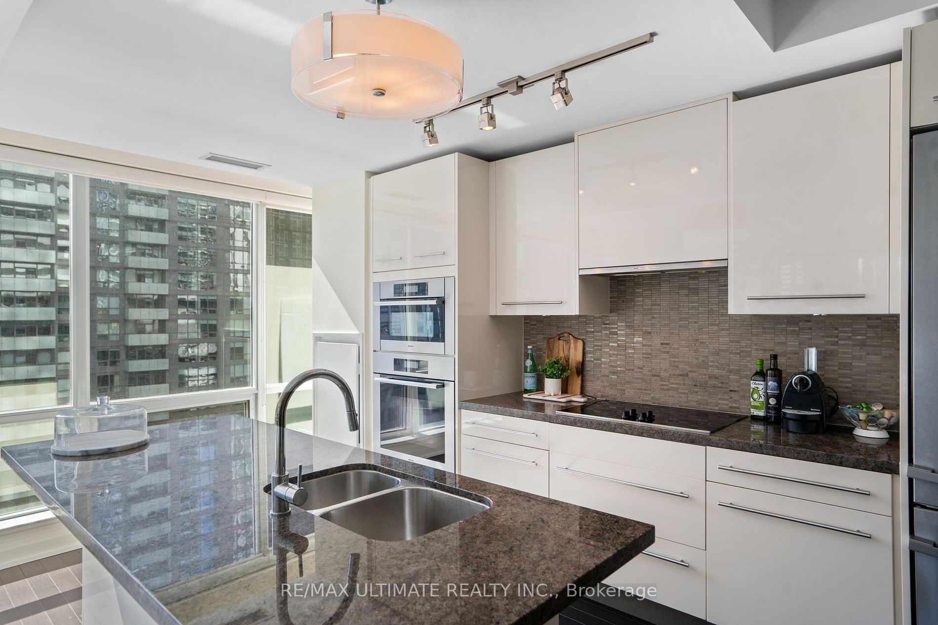 80 John St, #1212