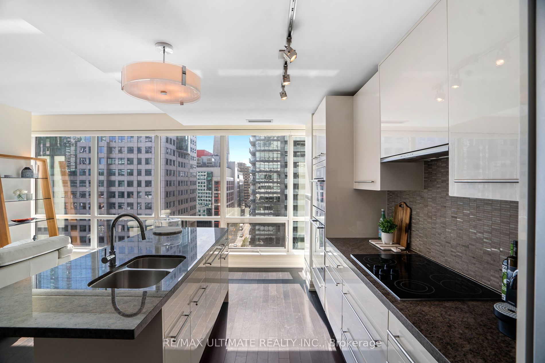 80 John St, #1212