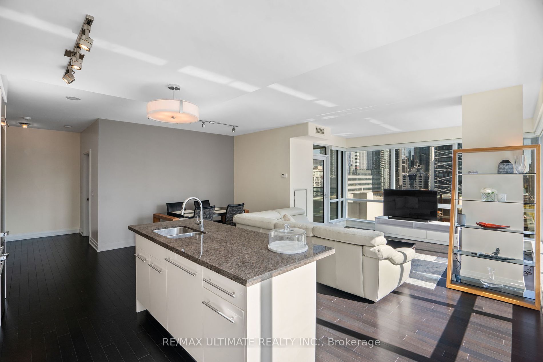 80 John St, #1212