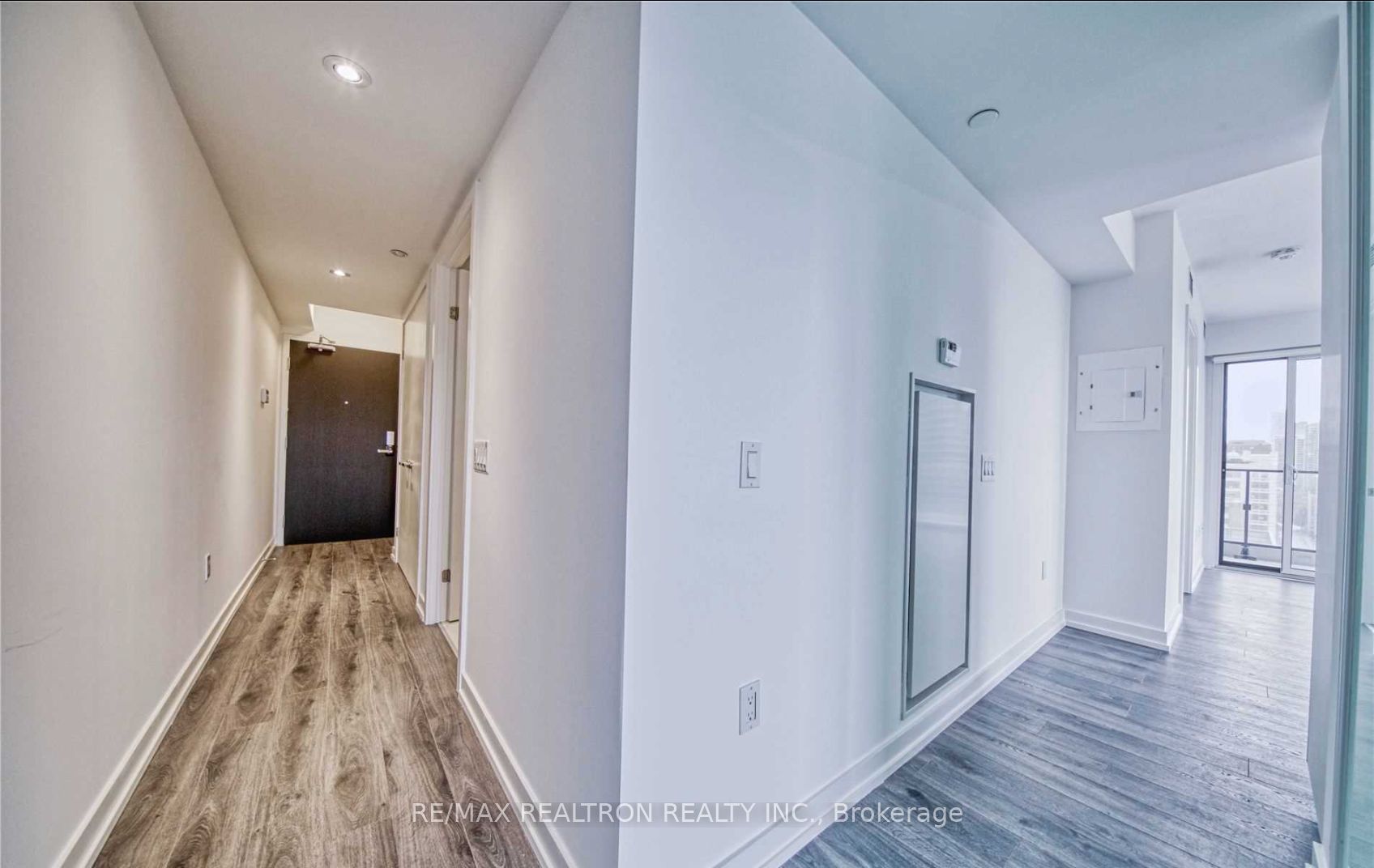 77 Shuter St E, #1910