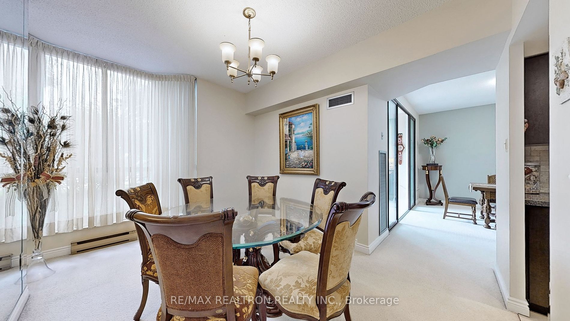 65 SPRING GARDEN Ave, #102