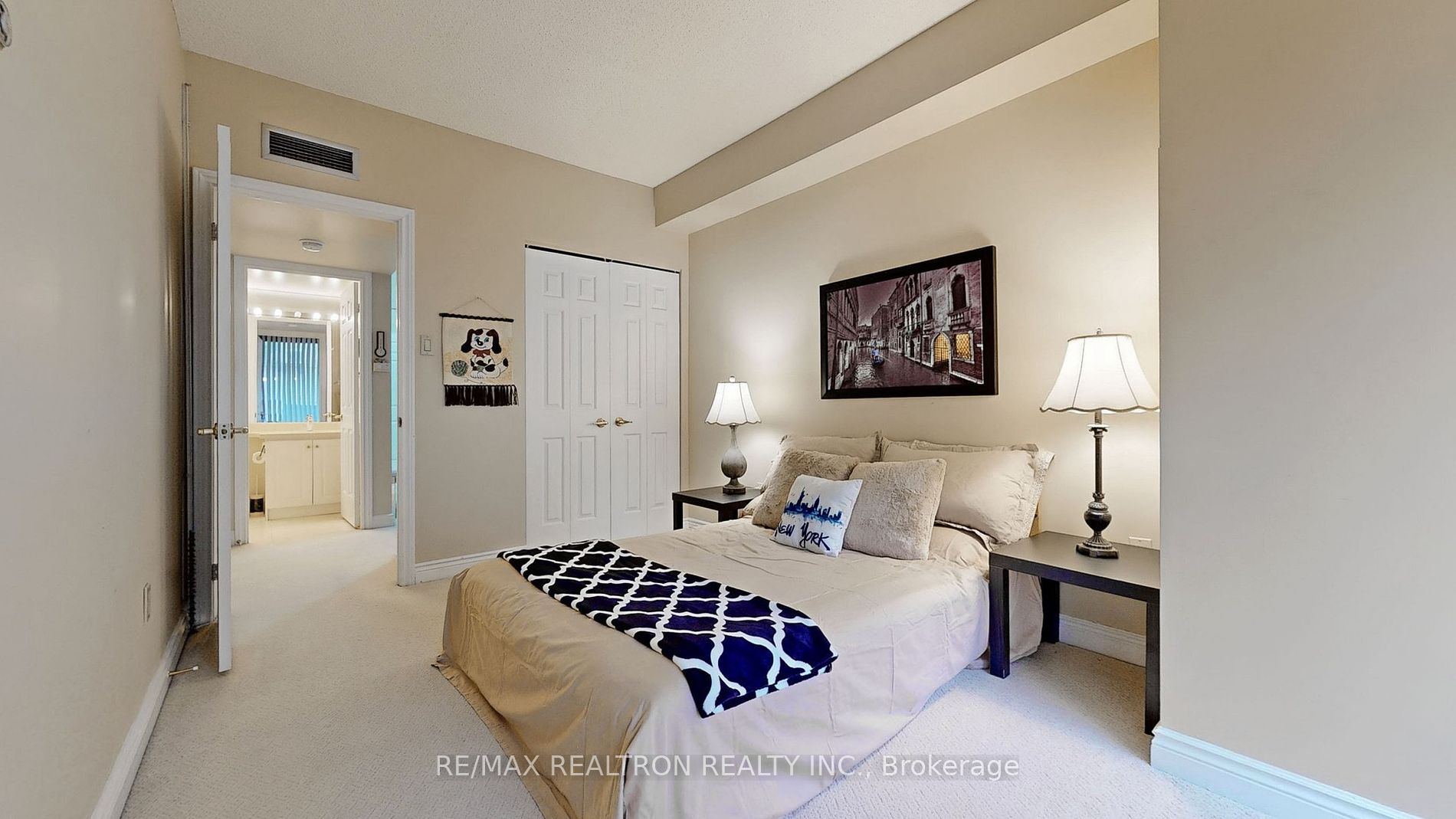 65 SPRING GARDEN Ave, #102
