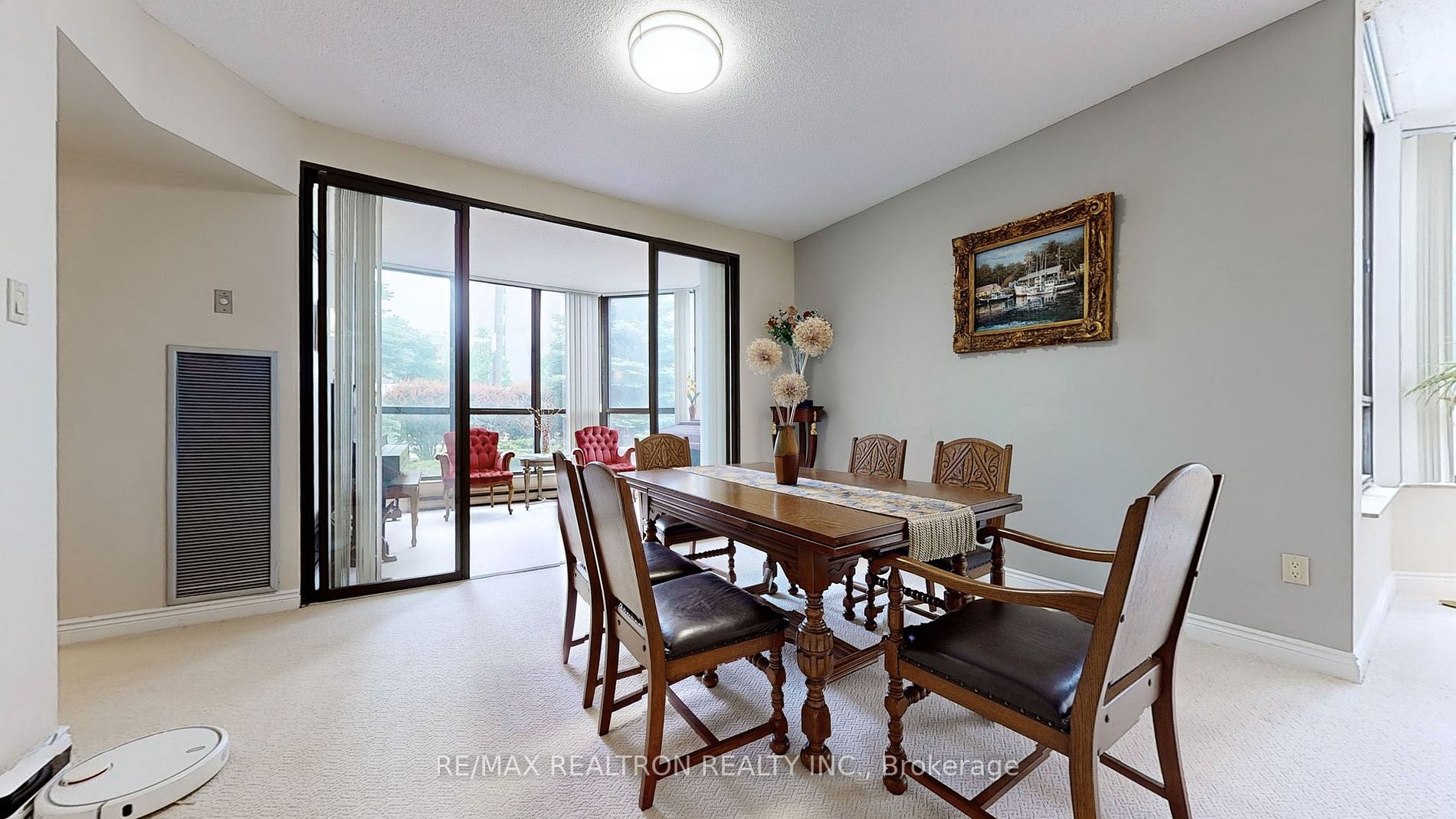 65 SPRING GARDEN Ave, #102