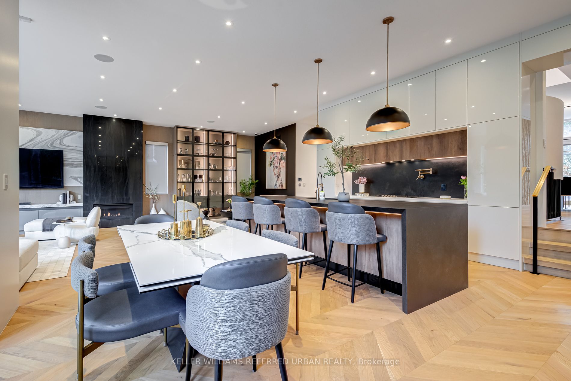 30 Otter Crescent