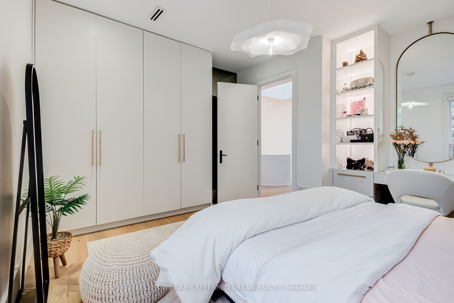 30 Otter Crescent