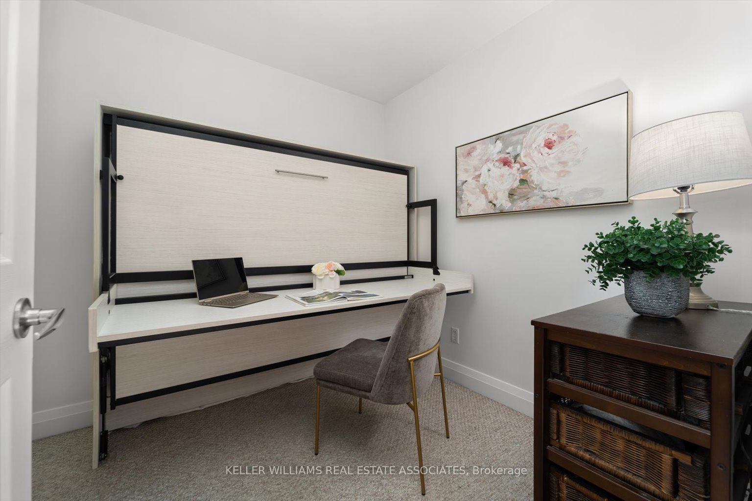 8 Wellesley Street E, #203