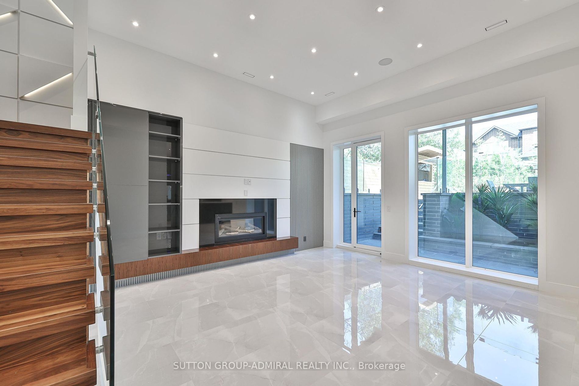 118 Haddington Ave