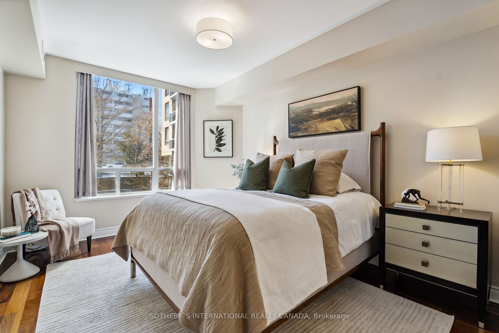 1750 Bayview Ave, #204
