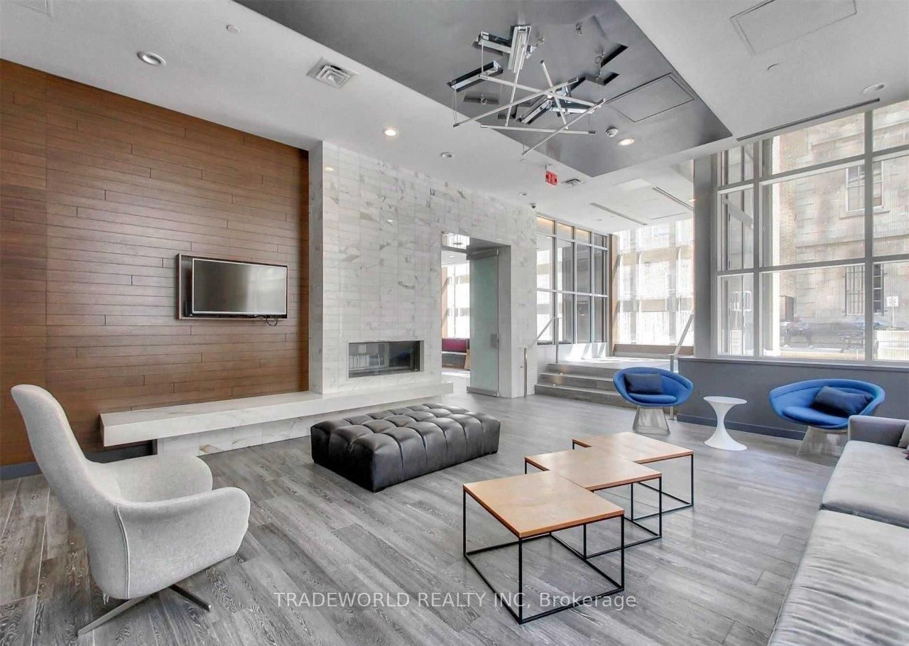 105 George Street #601