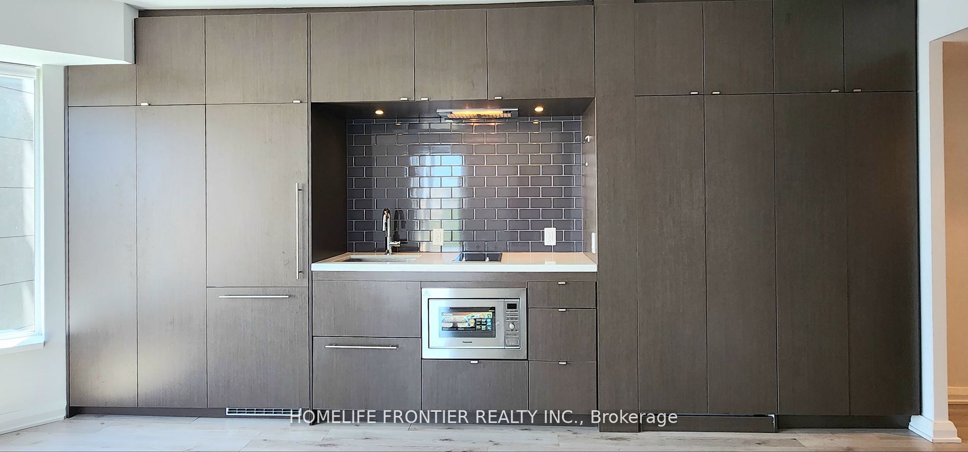 155 Yorkville Avenue, #1204