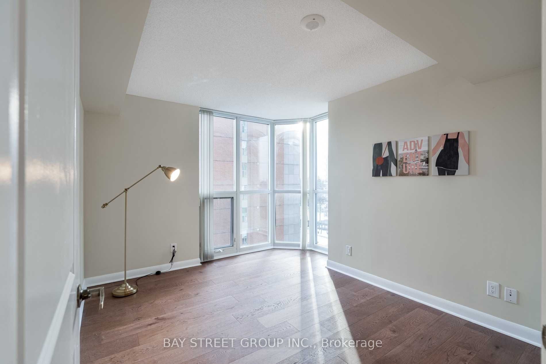 5793 Yonge Street, #605