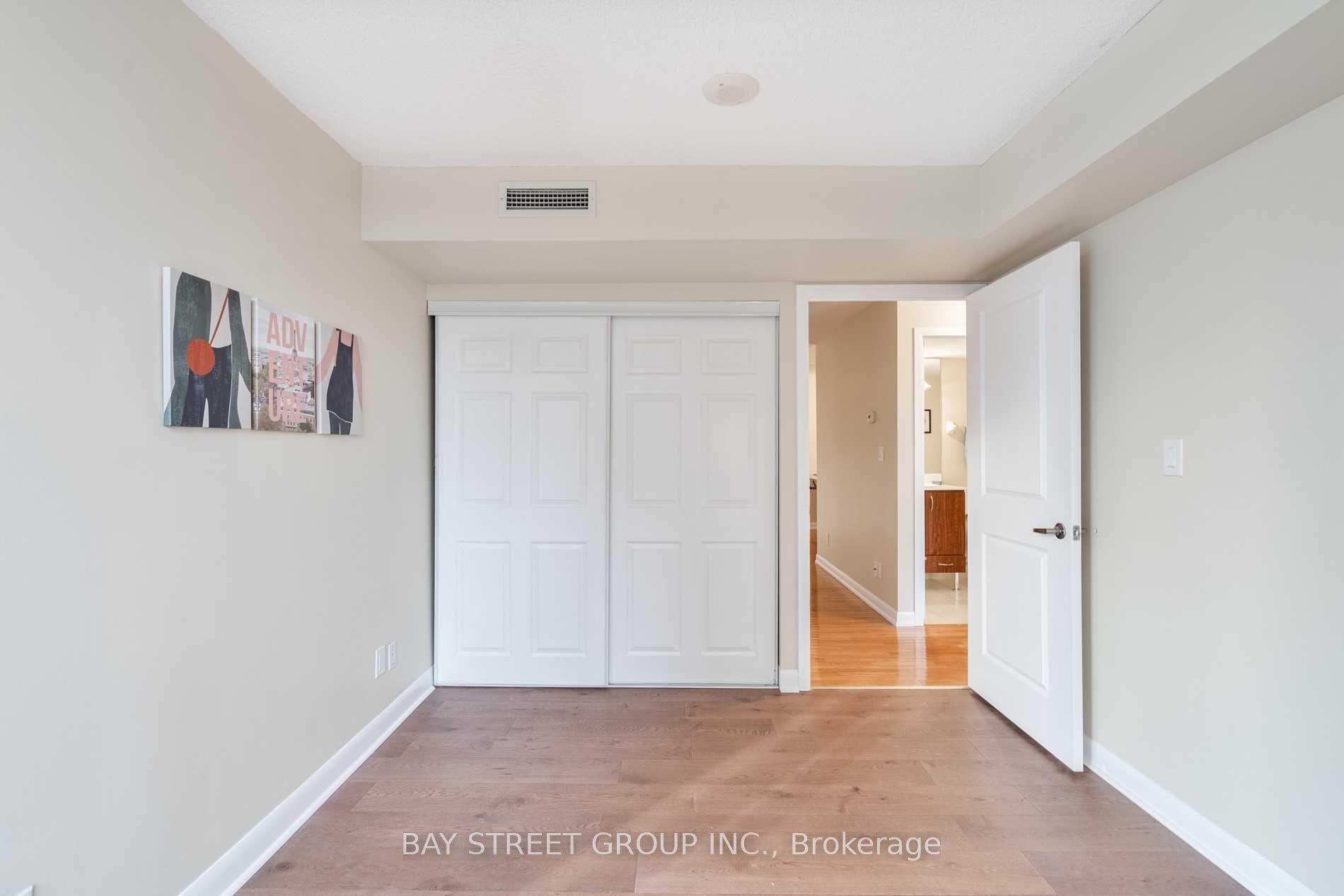 5793 Yonge Street, #605