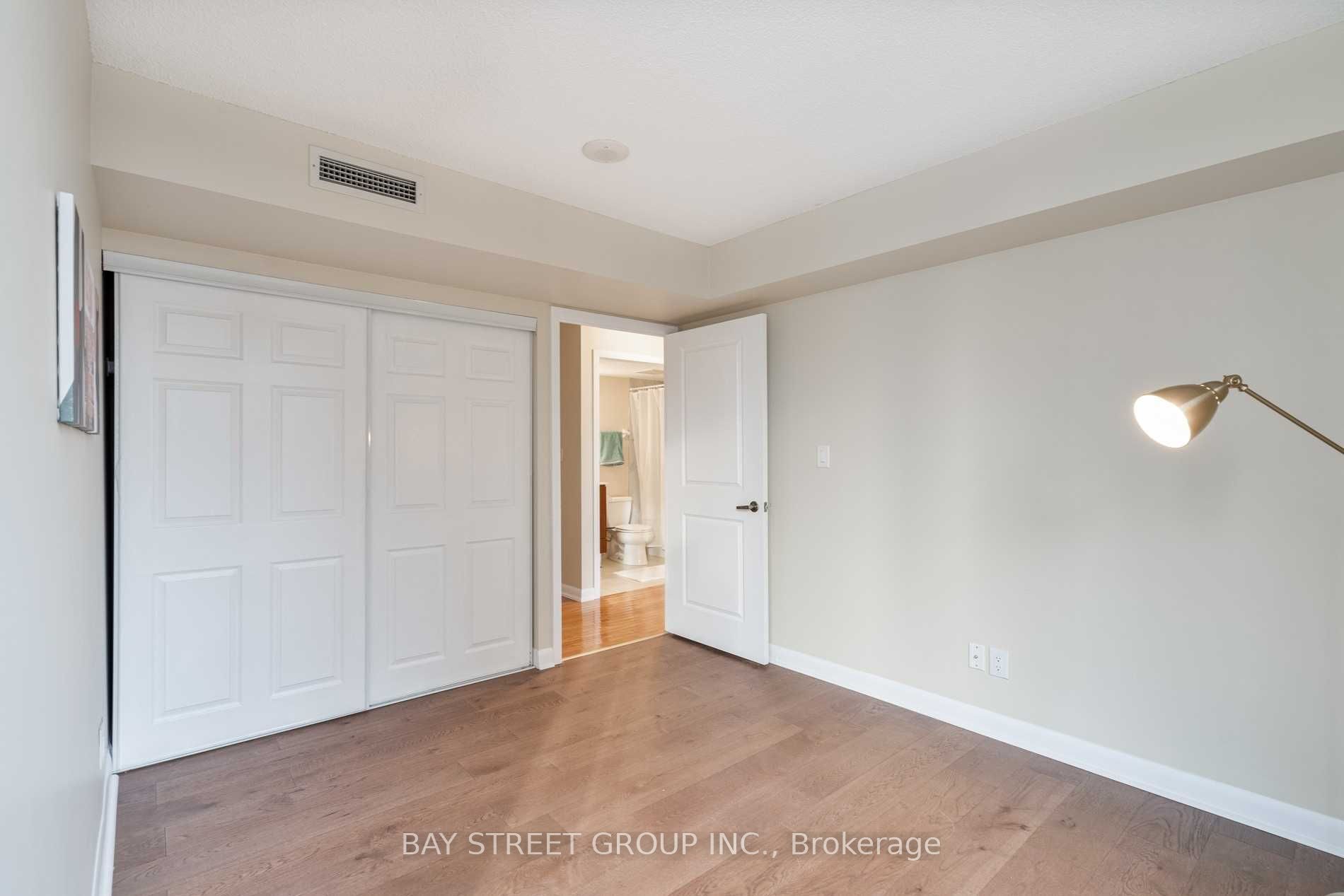 5793 Yonge Street, #605