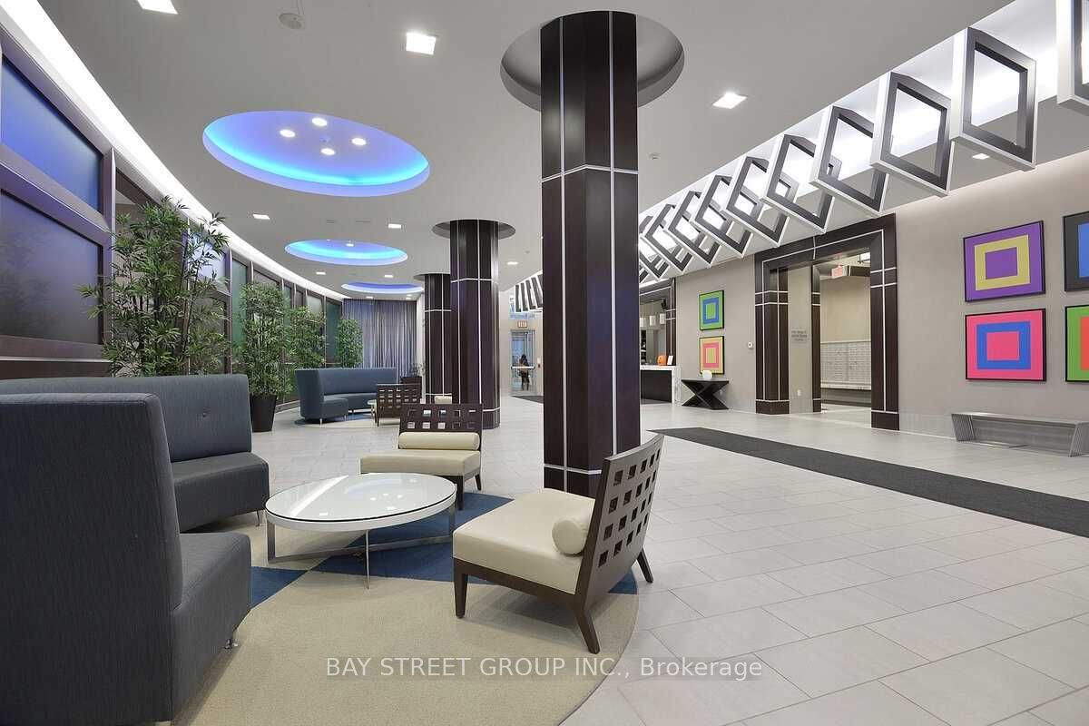 5793 Yonge Street, #605