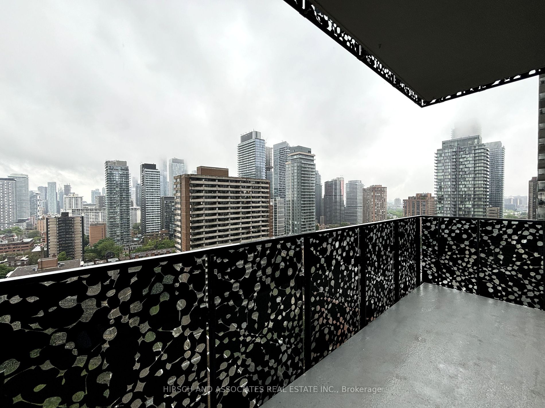 55 Charles Street E, #2006