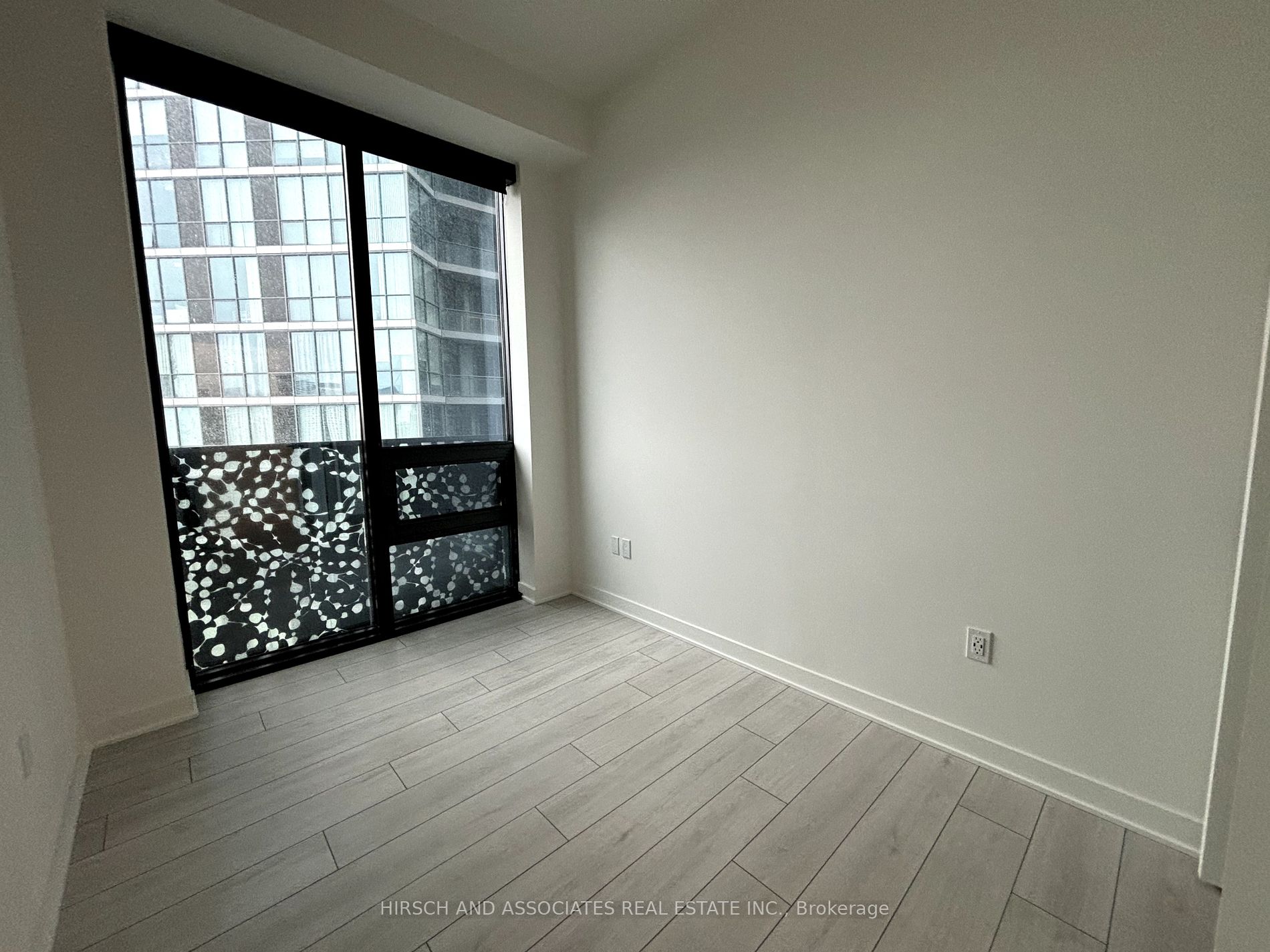 55 Charles Street E, #2006