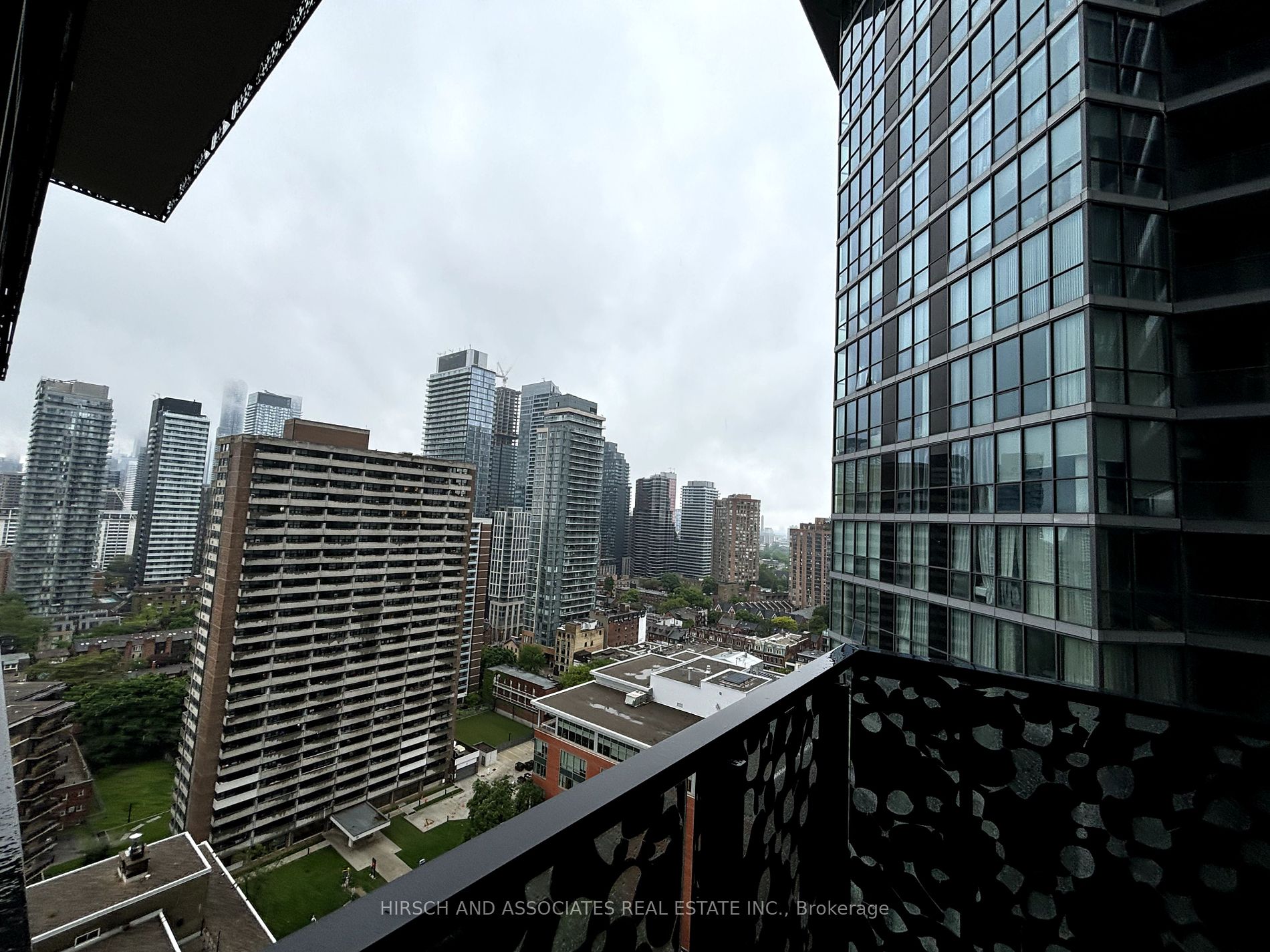 55 Charles Street E, #2006
