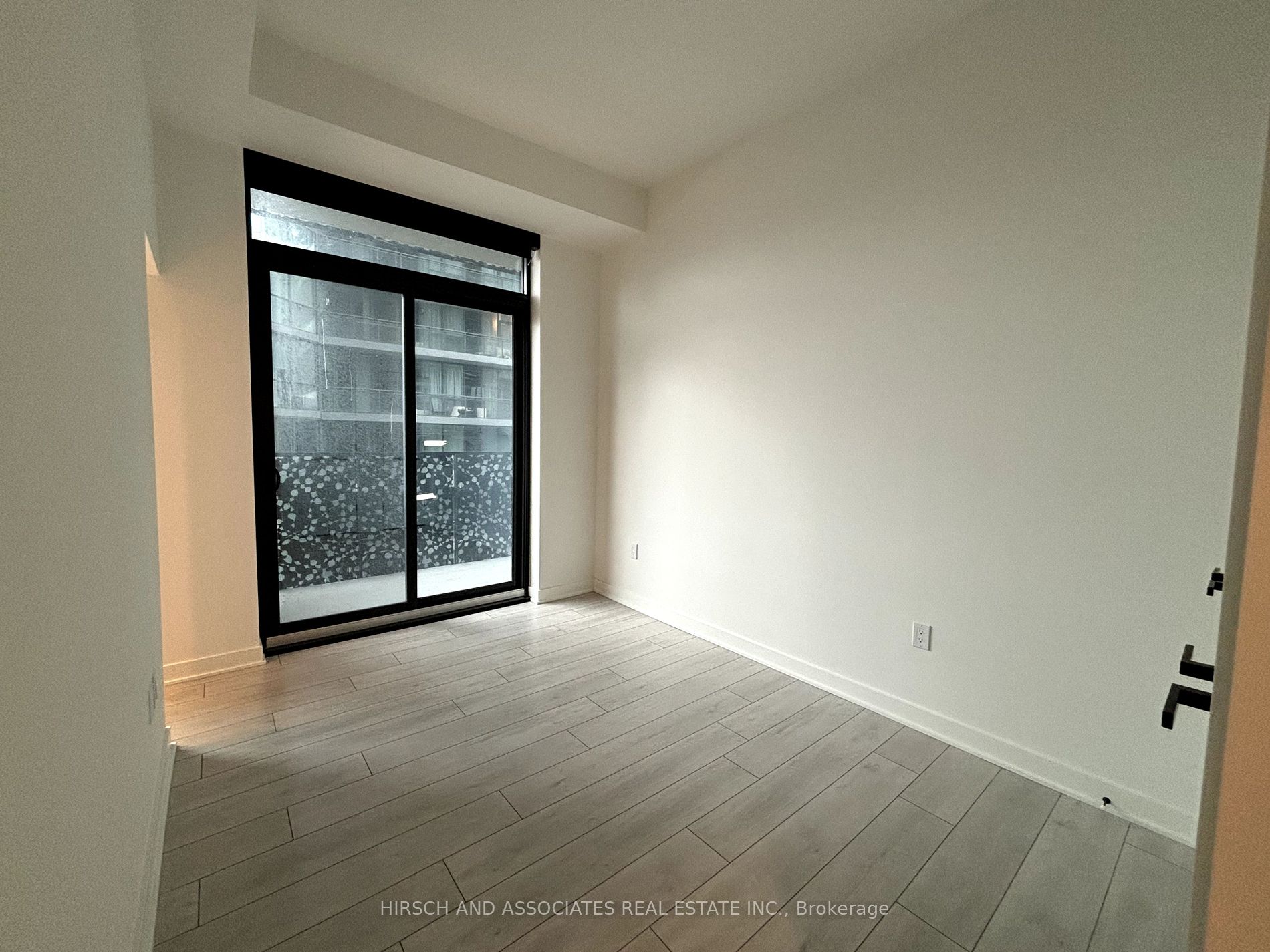 55 Charles Street E, #2006