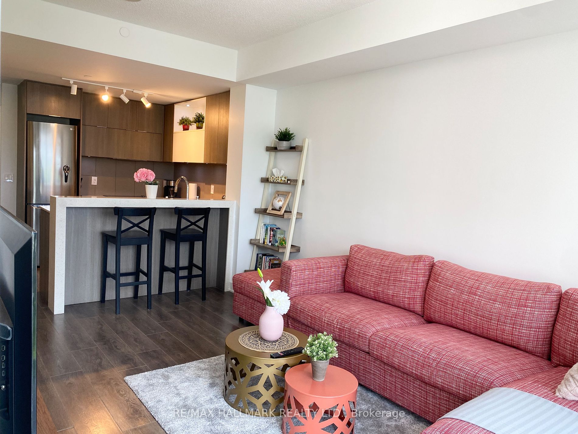 170 SUMACH St, #719
