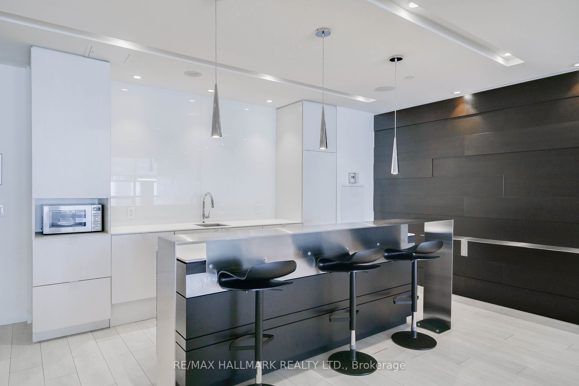 170 SUMACH St, #719
