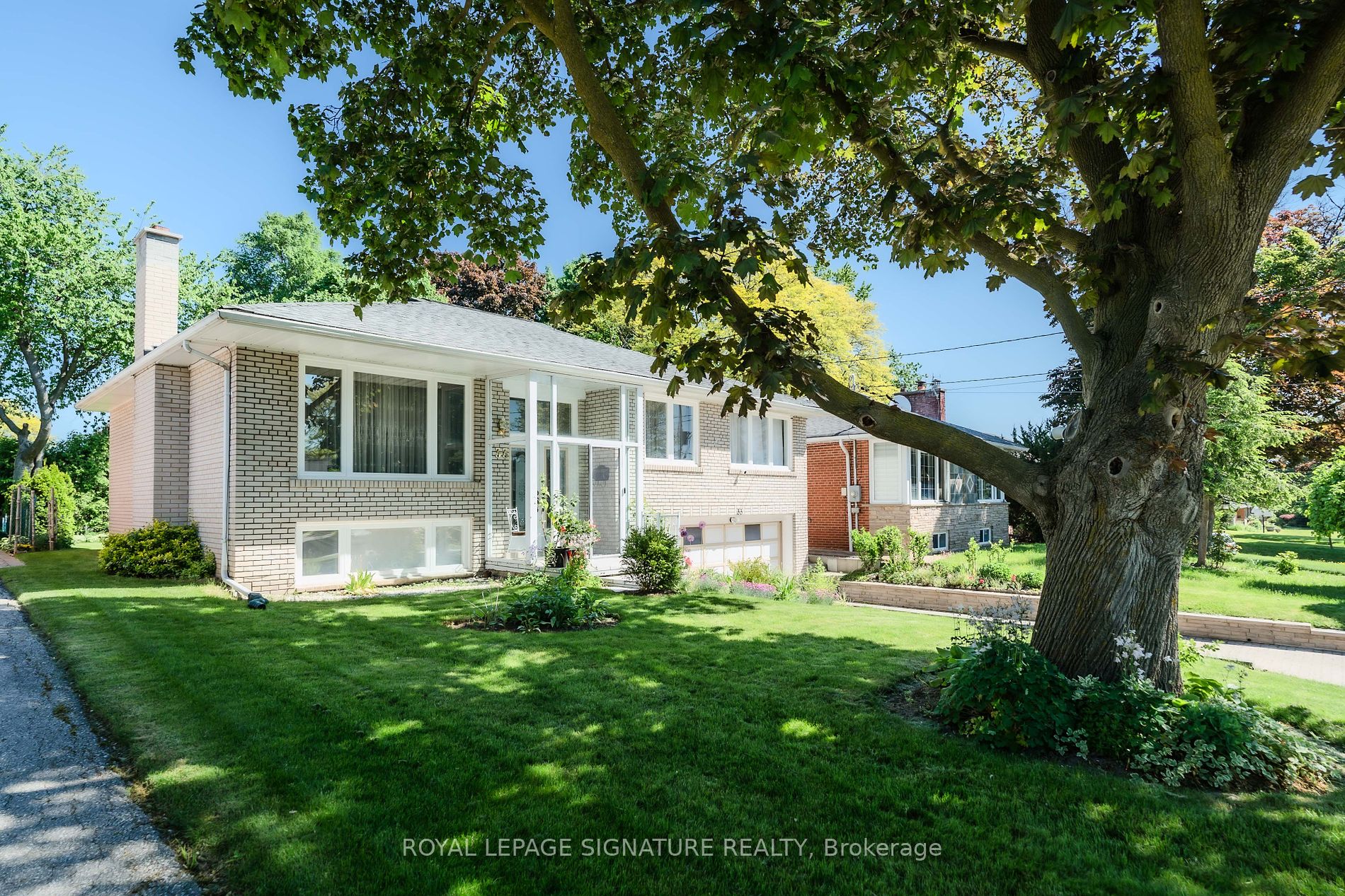 33 Sumner Heights Drive