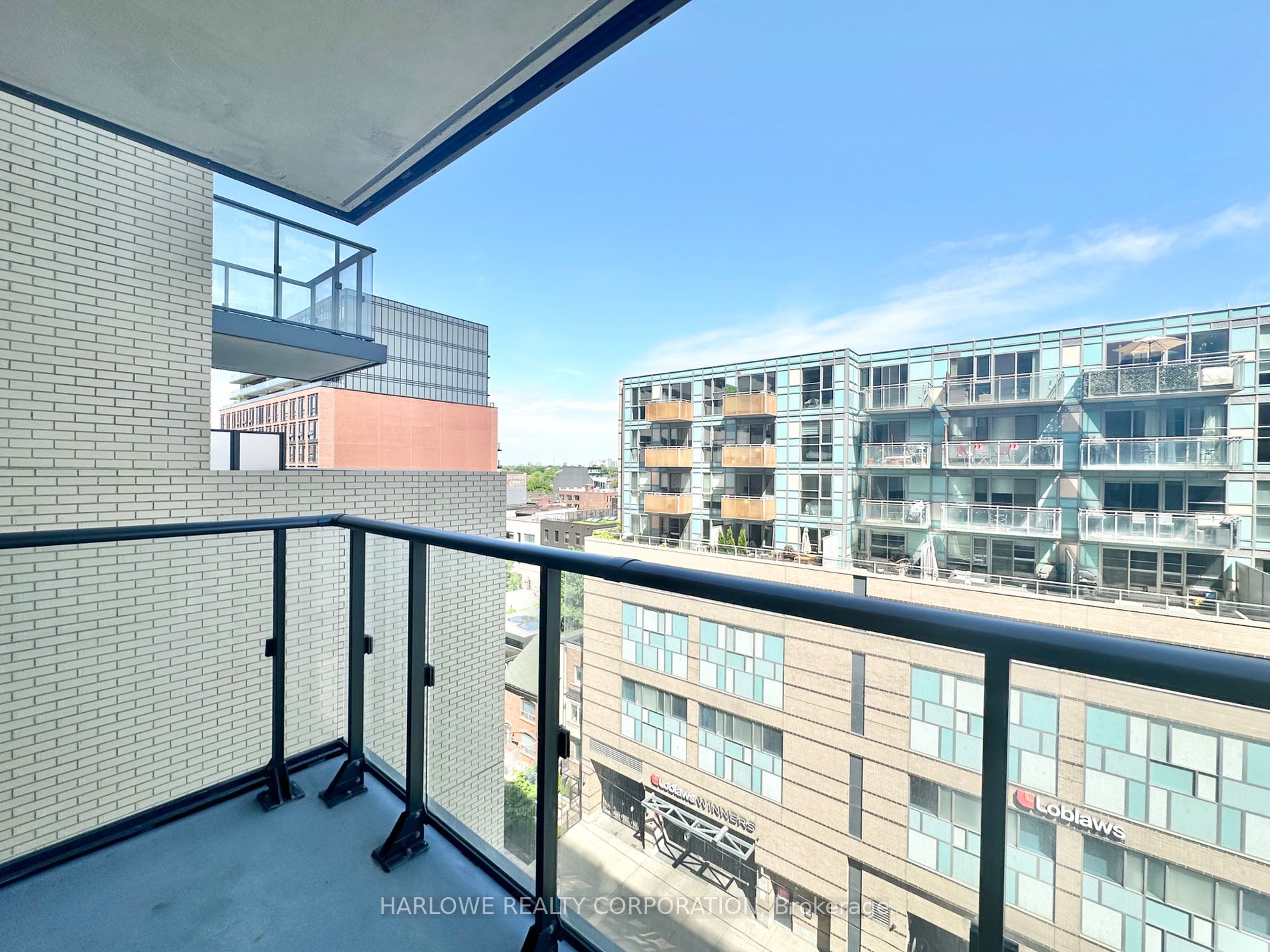 543 Richmond Street W #802