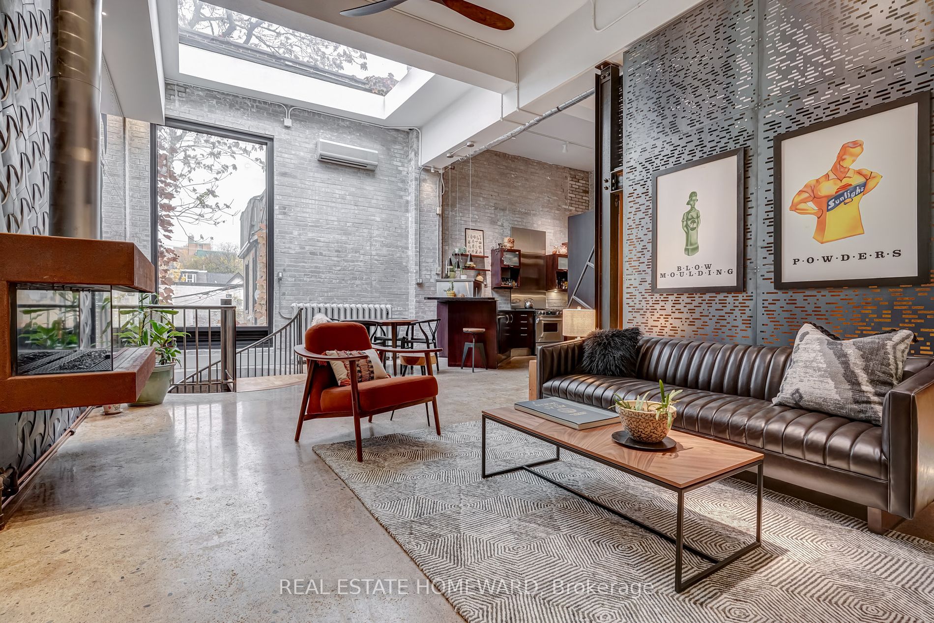 264 Seaton Street, #204