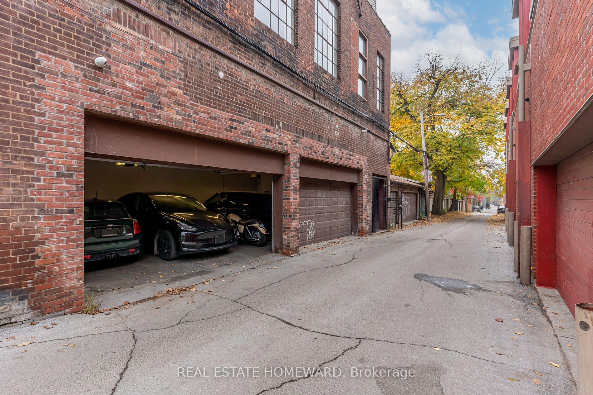 264 Seaton Street, #204