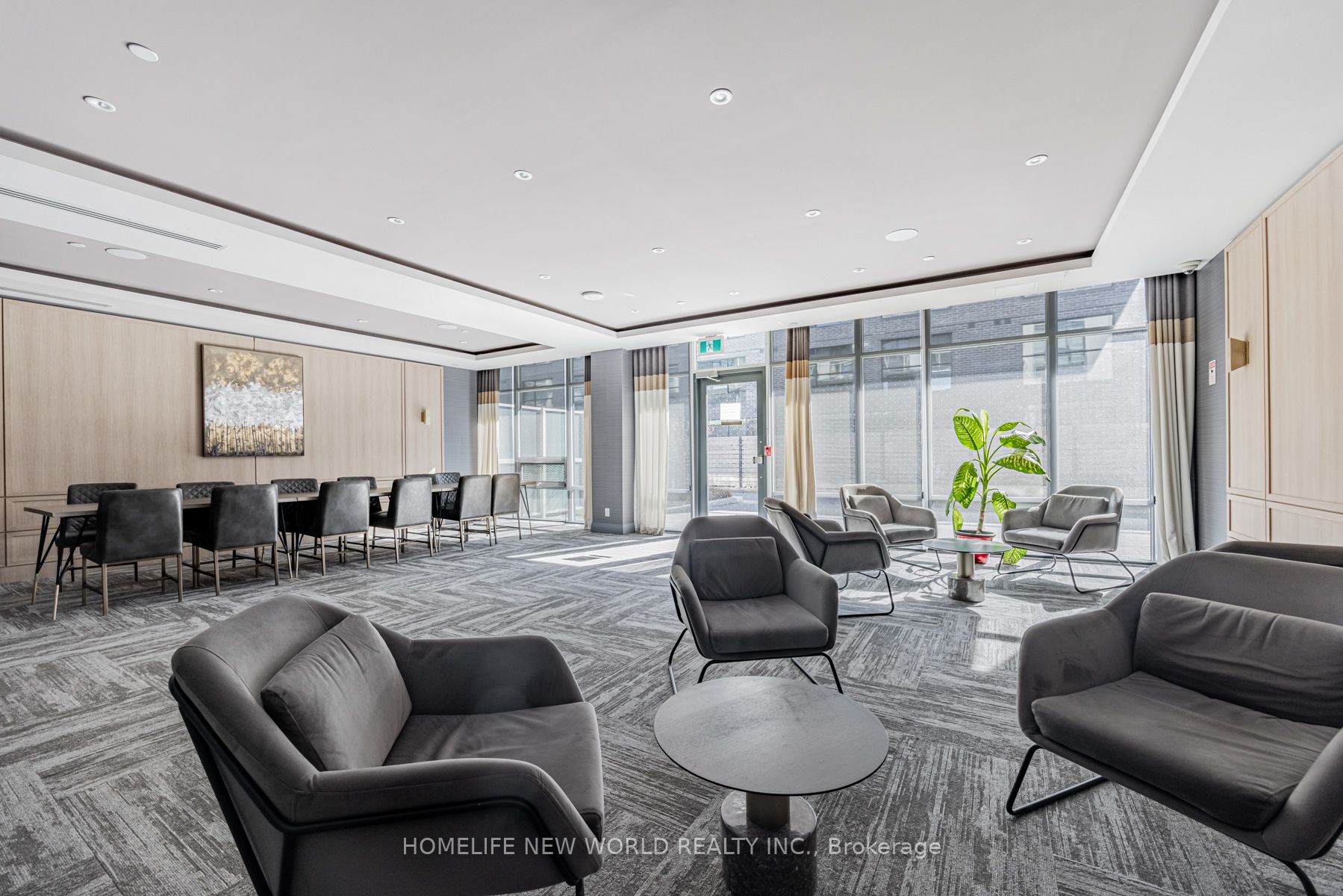 621 Sheppard Avenue E #250