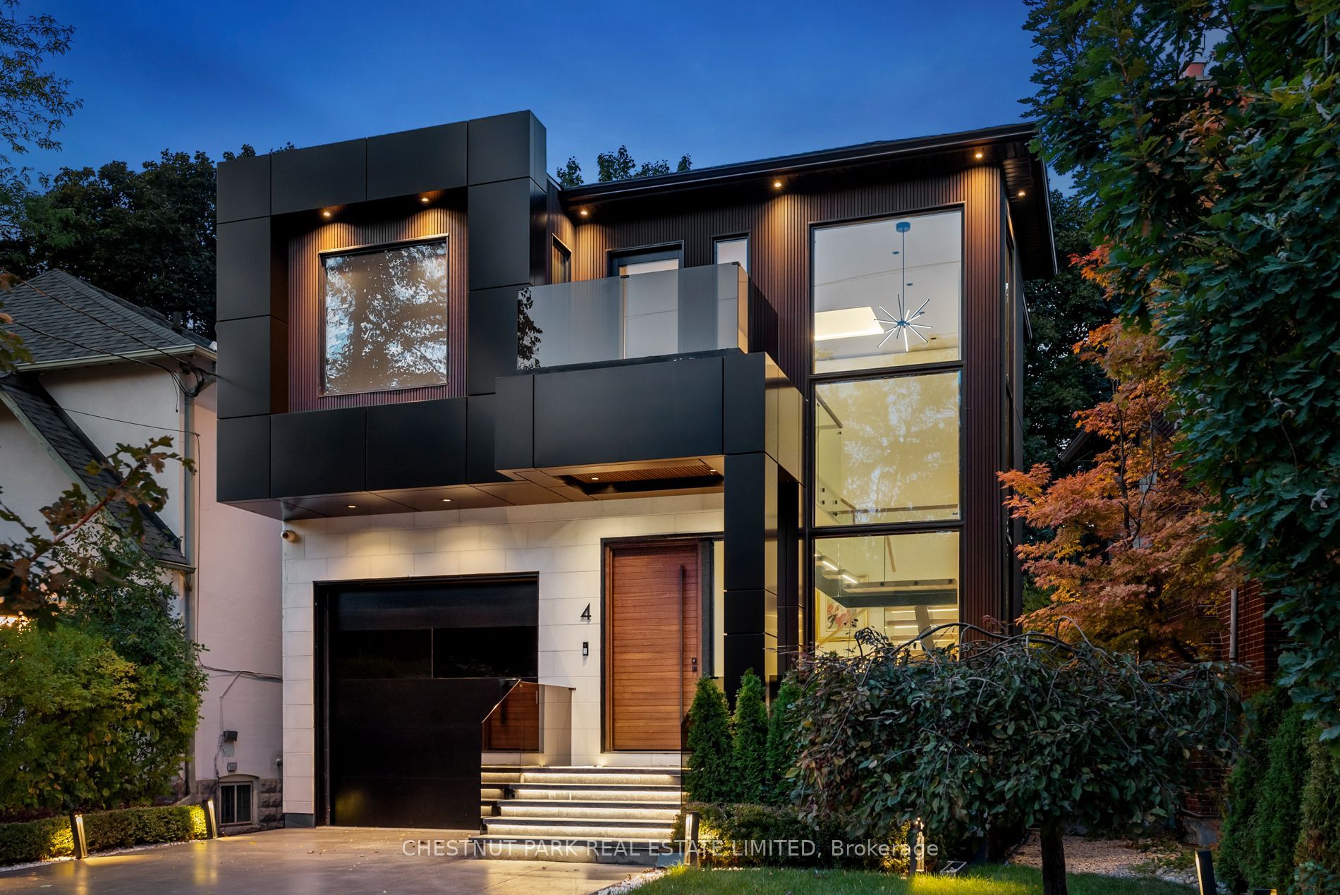 4 Douglas Crescent