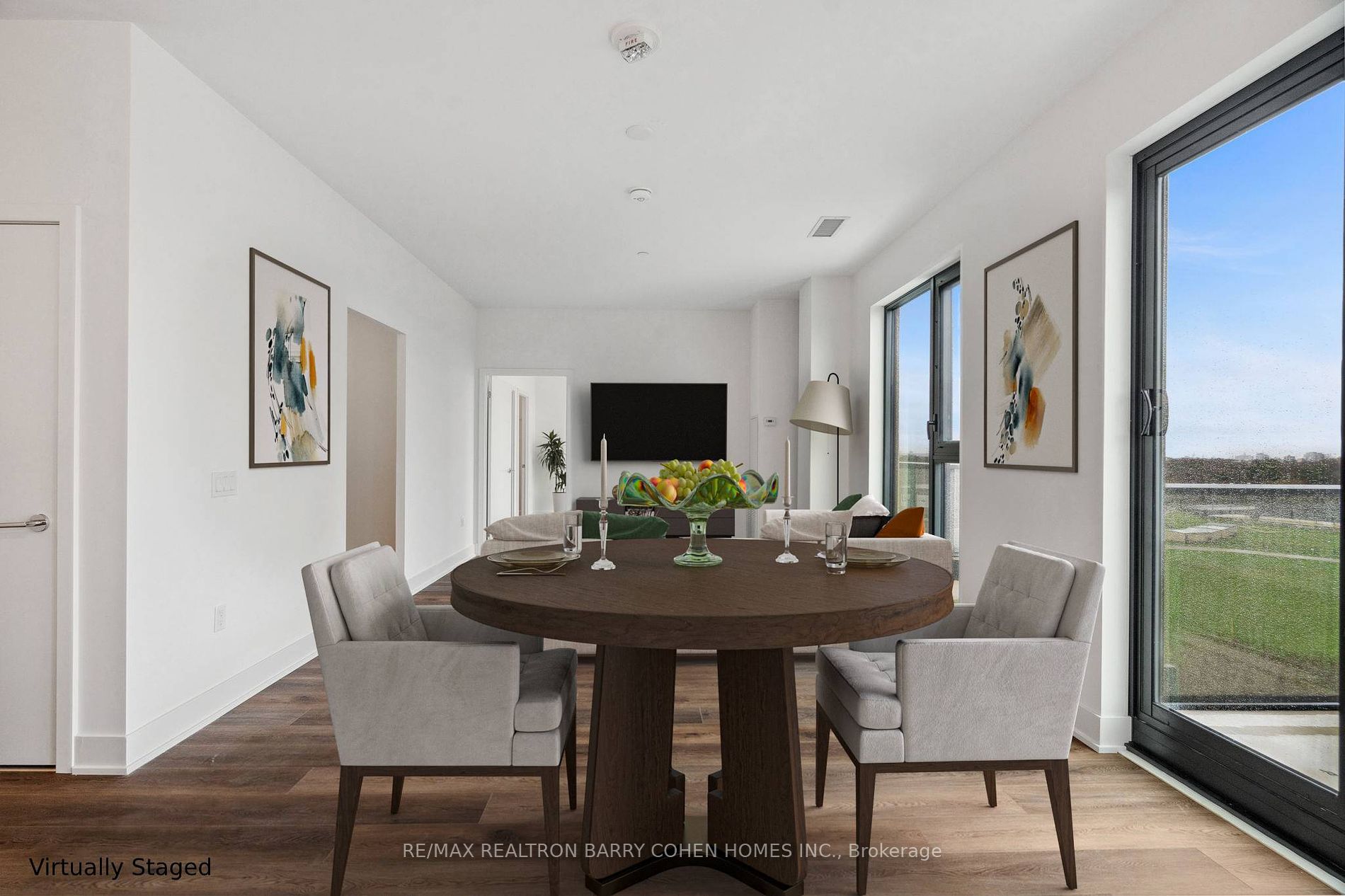 250 Lawrence Avenue W, #906