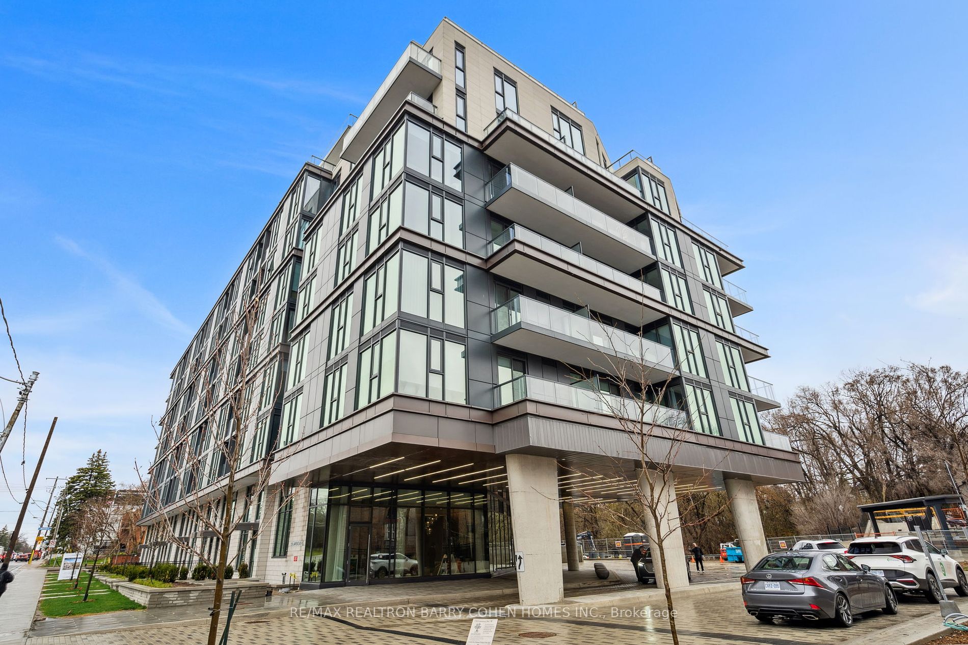 250 Lawrence Avenue W, #906