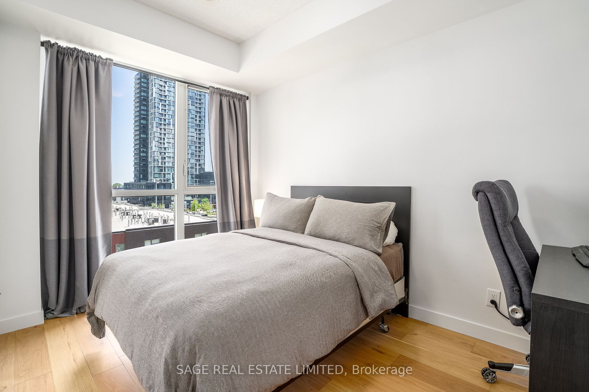 170 Sumach St, #506